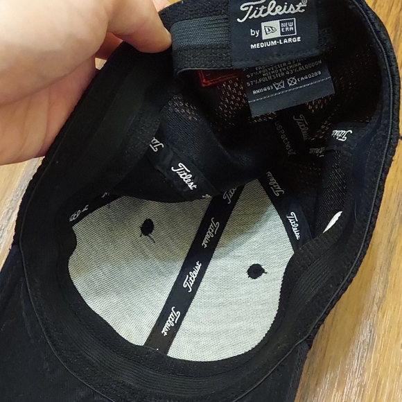 Titleist hat - Picture 3 of 4